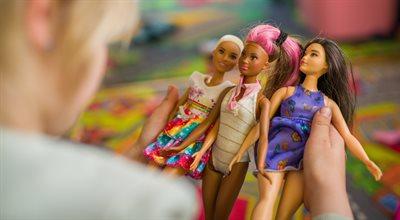 Barbie i jej konkurentki. Historia lalek na świecie