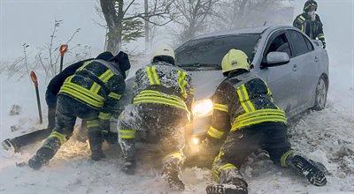 Burze śnieżne paraliżują Ukrainę i Rosję. "Nie żyje co najmniej 10 osób"