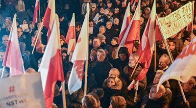 Dziś manifestacja zwolenników i polityków PiS. Wezmą w niej udział Jarosław Kaczyński i Mateusz Morawiecki