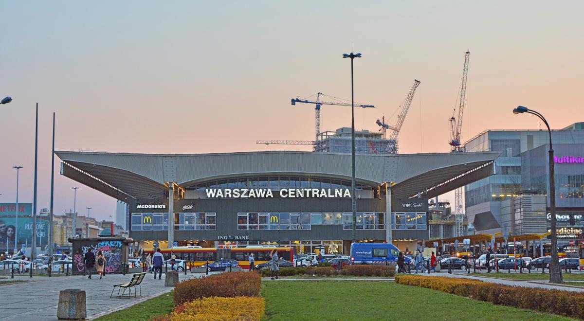 Dworzec Centralny – relikt przeszłości czy wizytówka Warszawy?