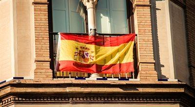 Władze Katalonii nakładają kary grzywny za wywieszenie flag Hiszpanii. "To dowód na pęknięcie społeczne"