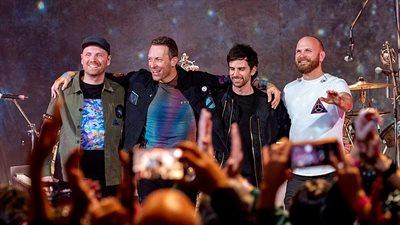 Всесвітньовідомий гурт Coldplay на концерті у Варшаві виконав спільно із українським музикантом пісню «Океану Ельзи»
