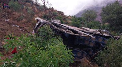 Peru: autobus spadł z klifu. Kilkadziesiąt ofiar śmiertelnych