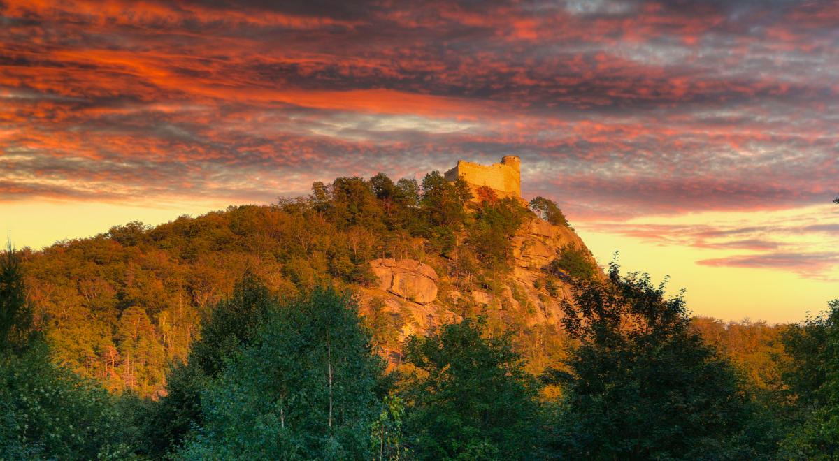 Zamek Chojnik – jedna z najwyżej położonych warowni w Polsce