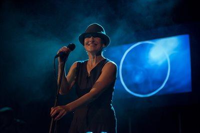Katarzyna Groniec śpiewa Osiecką 