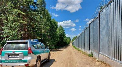 Zapora na granicy z Białorusią praktycznie ukończona. Wiceszef MSWiA: zmniejszyła zagrożenie nielegalnej migracji