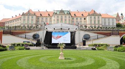 Święto muzyki i teatru w otoczeniu Zamku Królewskiego w Warszawie