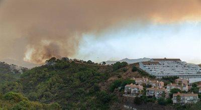 Andaluzja walczy z pożarami, nie żyje jeden strażak. Służby: ogień mógł być podłożony celowo
