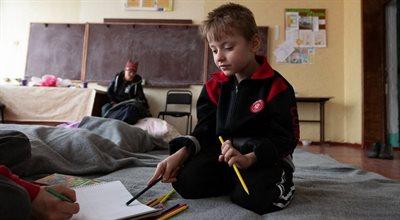 Ukraińskie dzieci w rosyjskich sierocińcach. Uczą się tam zajęć "wojskowo-patriotycznych"