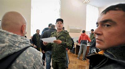 Mobilizacja w Rosji. Urzędnicy oszukują emigrantów, by zaciągnąć ich do wojska