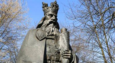 Ostrzeszów - zamkowa wieża pamiętająca Kazimierza Wielkiego
