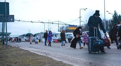 Kolejni ukraińscy uchodźcy przekraczają polską granicę. SG podała najnowsze dane 