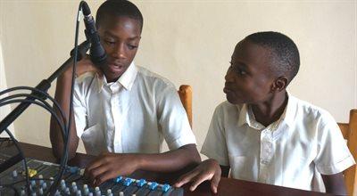 Jak rwandyjskie dzieci z Polakami zakładały radio