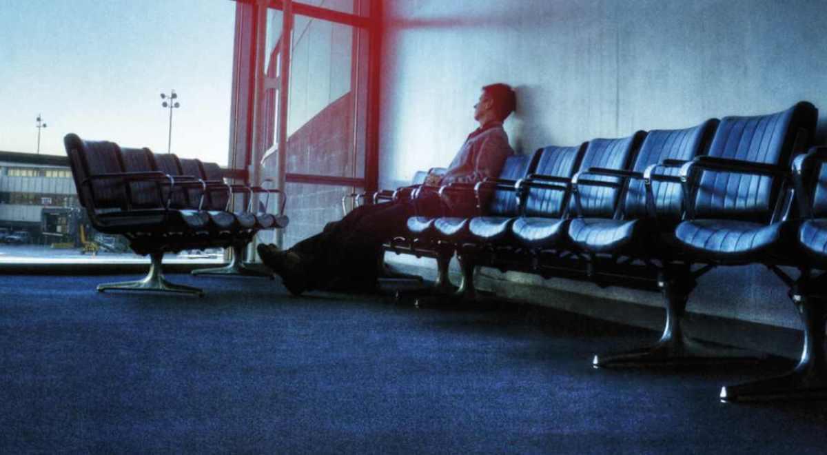"Lotnisko w Monachium" - wstrząsająca książka o samotności
