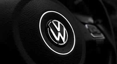 Volkswagen zapowiada odświeżenie Golfa. Nowością świecący emblemat VW