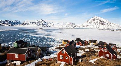 Grenlandia się kurczy. Niepokojące wyniki badań. "Są obszary, gdzie wszystko się cofa i rozpada"