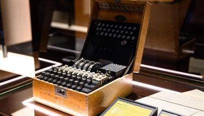 Bratanek Alana Turinga: polski wkład w złamanie szyfrów Enigmy był kluczowy