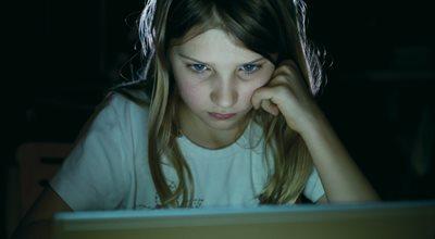 Rząd chce zadbać o bezpieczeństwo dzieci w internecie. Jest projekt ustawy