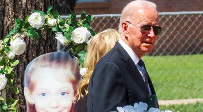 Joe Biden uczcił ofiary masakry w Uvalde. "Nasze serca są złamane"