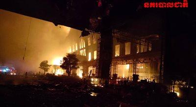 Kambodża: pożar kasyna hotelowego. Ludzie uwięzieni w budynku. Zginęło 10 osób
