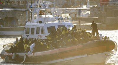Kolejni migranci przypływają na Lampedusę. Włosi domagają się wprowadzenia "blokady morskiej"