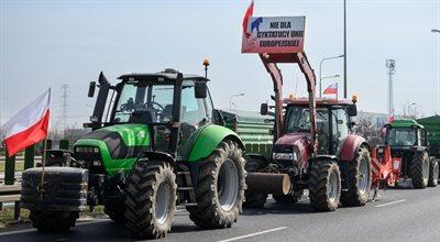Rolnicy zmienili formę protestu. Skrzynka z obornikiem przed biurem europosła