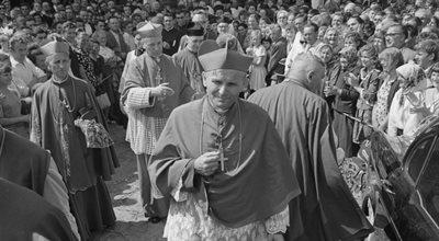 "Nie lękajcie się" - Trójka przypomina najważniejsze wystąpienia Jana Pawła II [SŁUCHAJ W NIEDZIELĘ]