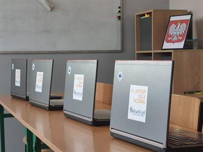 Akcja "Laptop dla ucznia". Instytucje i organizacje wspierają zakup laptopów 