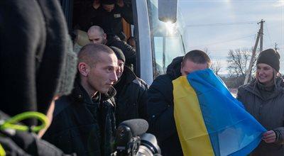 Rosjanie handlują ukraińskimi jeńcami. ISW: sprzedają ich formacjom z Czeczenii