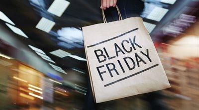 Zakupy w Black Friday: wygrywa internet czy sklepy stacjonarne? Co z przecenami?