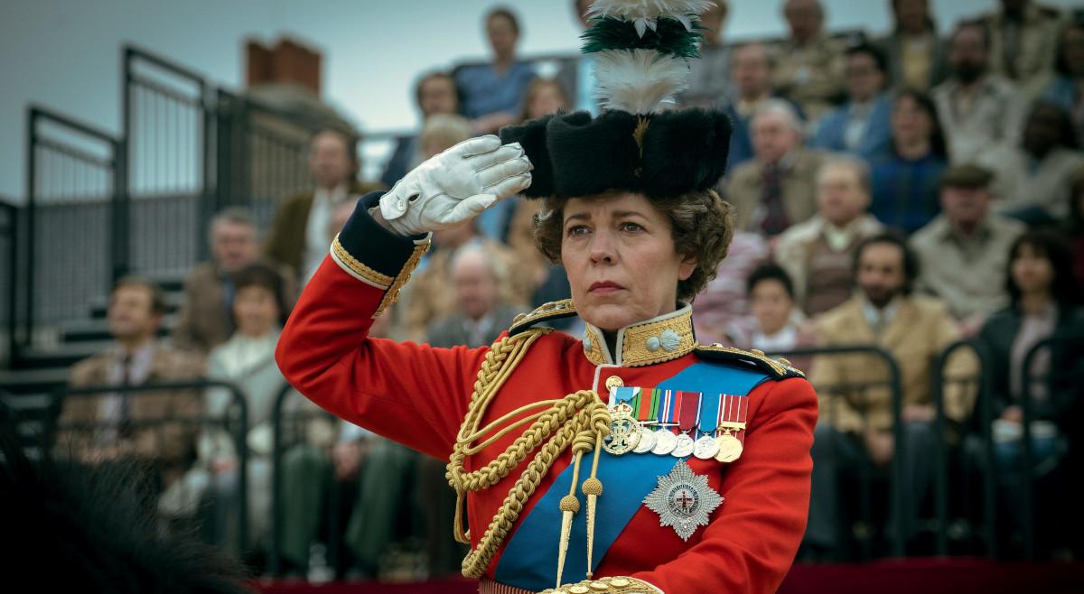 Przebojowy serial o rodzinie królewskiej oburza brytyjski rząd i media