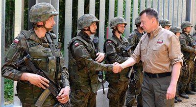 Błaszczak: żołnierze współpracują z SG, by zapewnić bezpieczeństwo na granicy z Białorusią
