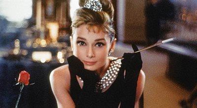 Łososiowa szminka Audrey Hepburn. Tajemnica "Śniadania u Tiffany'ego"