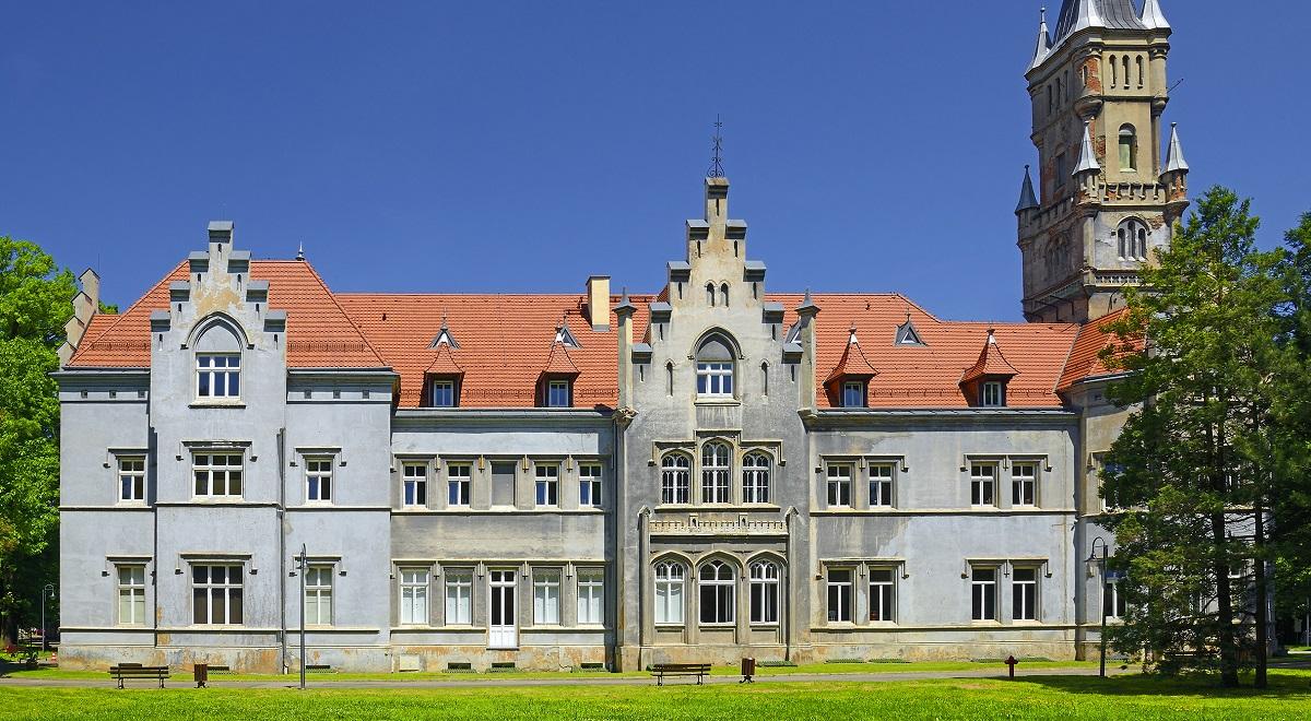 Pałac w Nakle Śląskim – neogotycka posiadłość rodu Donnersmarcków