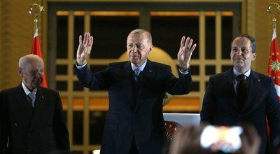 Erdogan zwycięża w wyborach. "Foreign Affairs": niekwestionowany sułtan Turcji