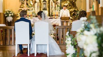 "To zdrada niektórych polityków". Praski biskup potępia ideę redefinicji pojęcia małżeństwo