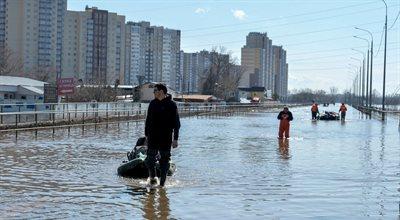 Historyczne powodzie w Rosji i Kazachstanie. Ewakuacja tysięcy osób