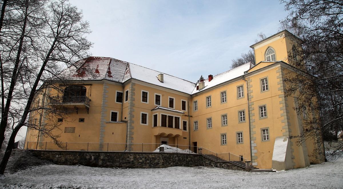 Zamek w Trzebieszowicach – zabytkowa ozdoba Kotliny Kłodzkiej