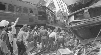 Największa katastrofa kolejowa w PRL. 43 lata temu pod Otłoczynem zginęło 67 osób