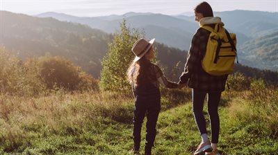 Podróże małe i duże z dzieckiem. Jak zaplanować rodzinny wyjazd?