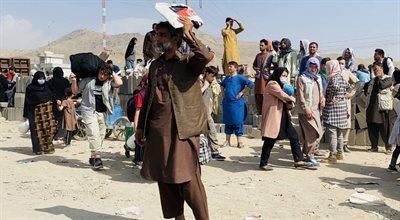 "Ewoluujący kryzys". UNHCR apeluje, by kraje nie zamykały swoich granic przed Afgańczykami