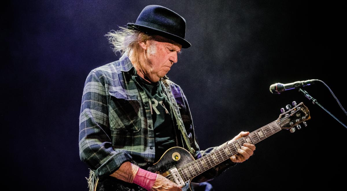 Neil Young. Dziesięciolecia niesamowitej kariery