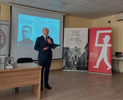 Konferencja "Echa Zbrodni Katyńskiej" w Wilnie. "Chcemy pokazać, że wśród ofiar byli mieszkańcy Kresów II RP"