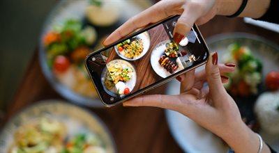 Jedzenie instagramowe i danie wiralowe. Czy wygląd potraw jest najważniejszy?