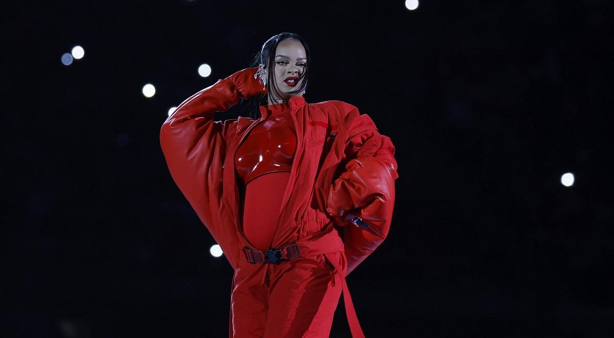 Rihanna na Super Bowl – wielki powrót z ciążowym brzuszkiem