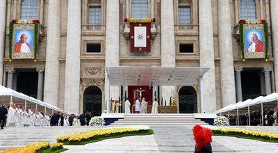 Jan Paweł II wyniesiony na ołtarze. Mija 9 lat od uroczystej kanonizacji