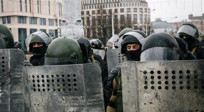 Milicja przygotowuje się do wyborów na Białorusi. Funkcjonariusze ćwiczą... rozpędzanie protestujących