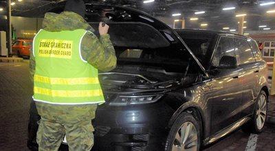Luksusowe auto zatrzymane przez straż graniczną. Samochód wart 700 tys. zł wcześniej skradziono w Niemczech