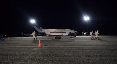 Sukces misji X-37B. Wojskowy dron wrócił na Ziemię po ponad dwóch latach na orbicie