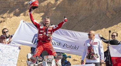 Dakar 2020: Rafał Sonik zachwycony sukcesem. "Trofeum smakuje niesamowicie"